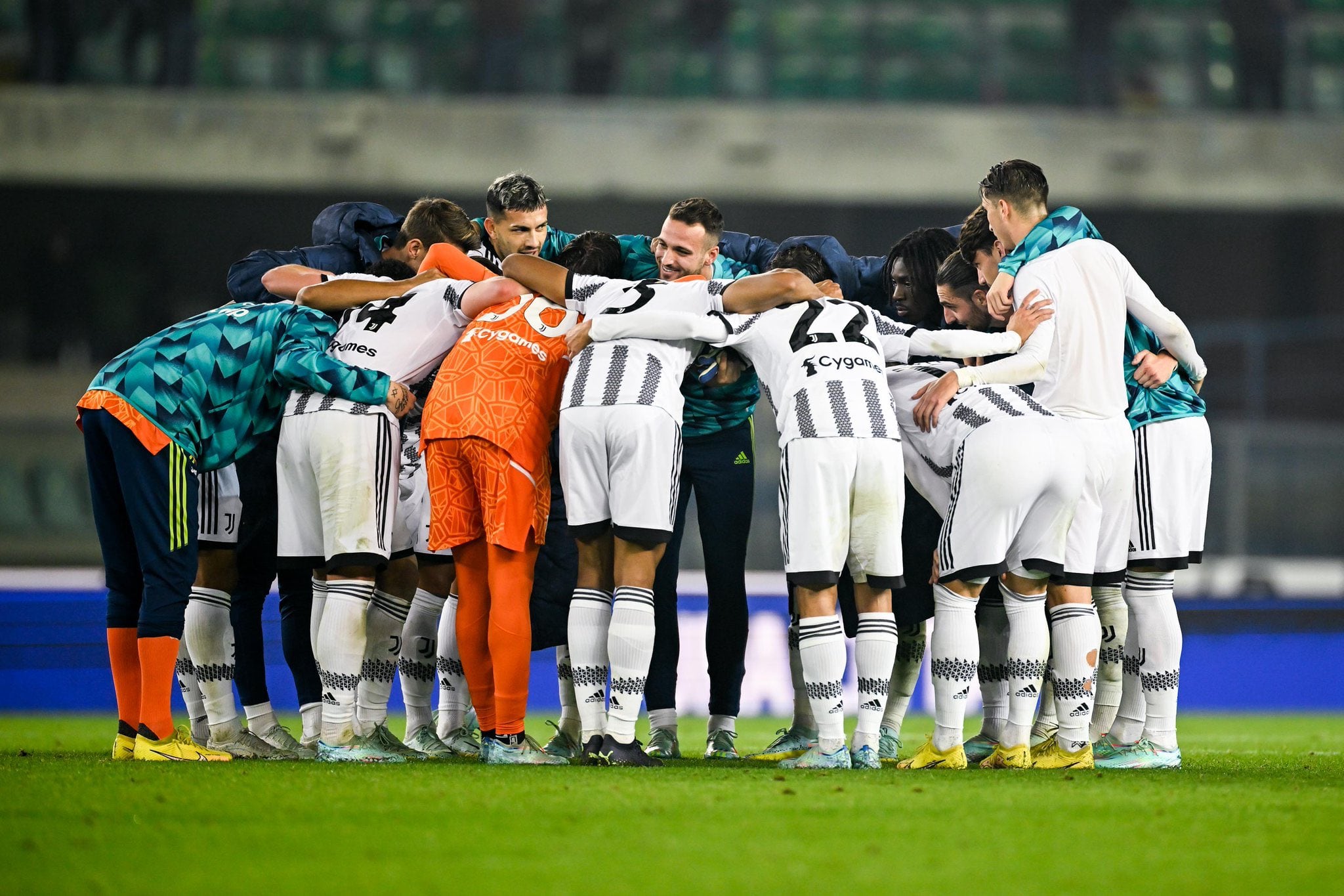 Ángel Di María y Leandro Paredes jugaron algunos minutos y llegan con ritmo a Qatar.