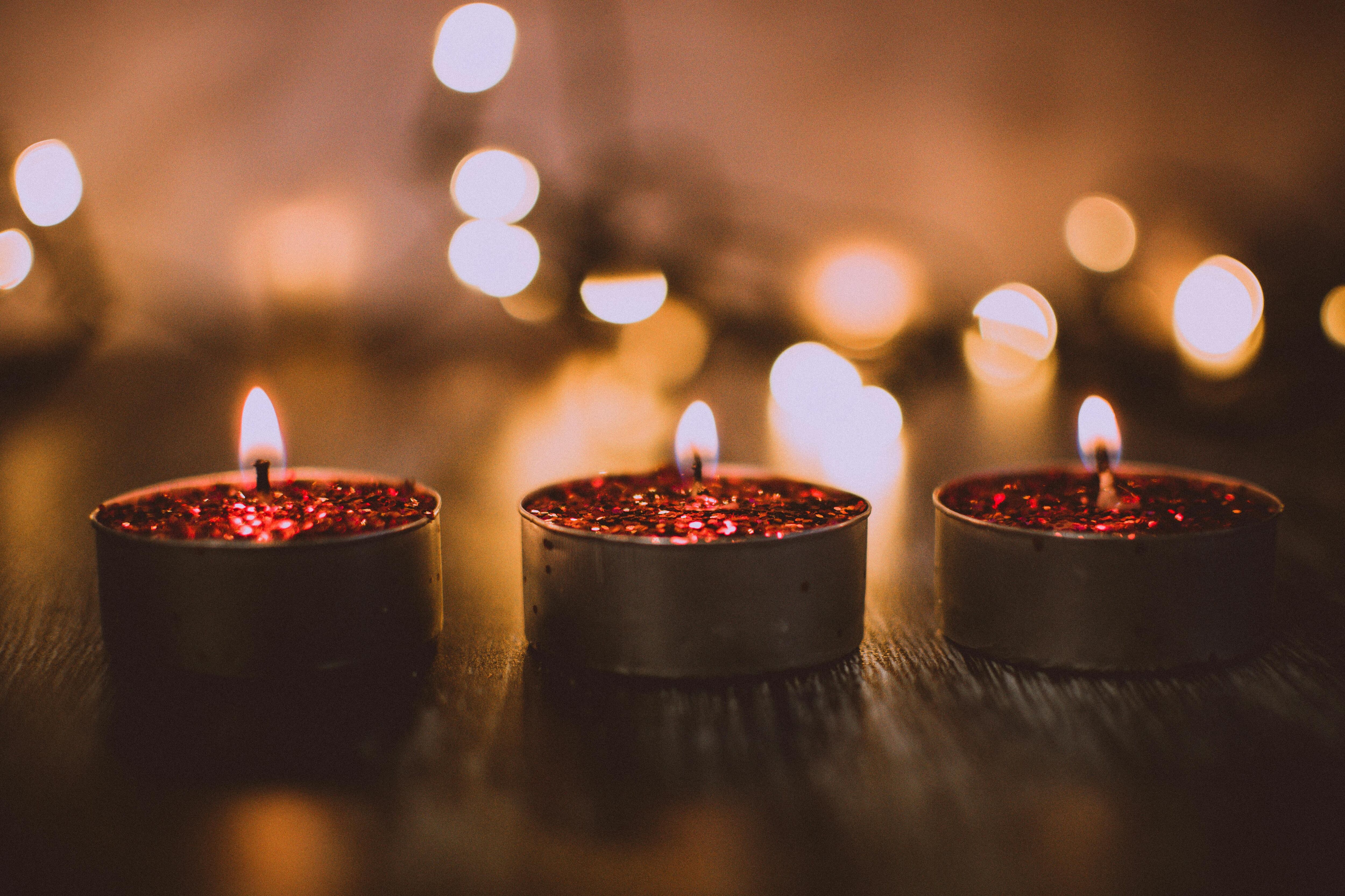 Crea unas nuevas velas con esa vela que ya había quedado vieja