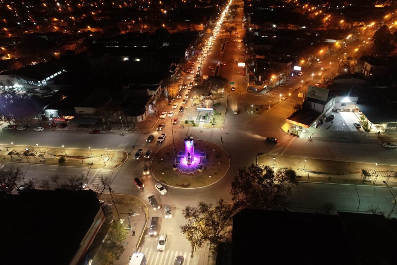 Vecinos de los departamentos sureños iniciaron una caravana para apoyar a Portezuelo del Viento.