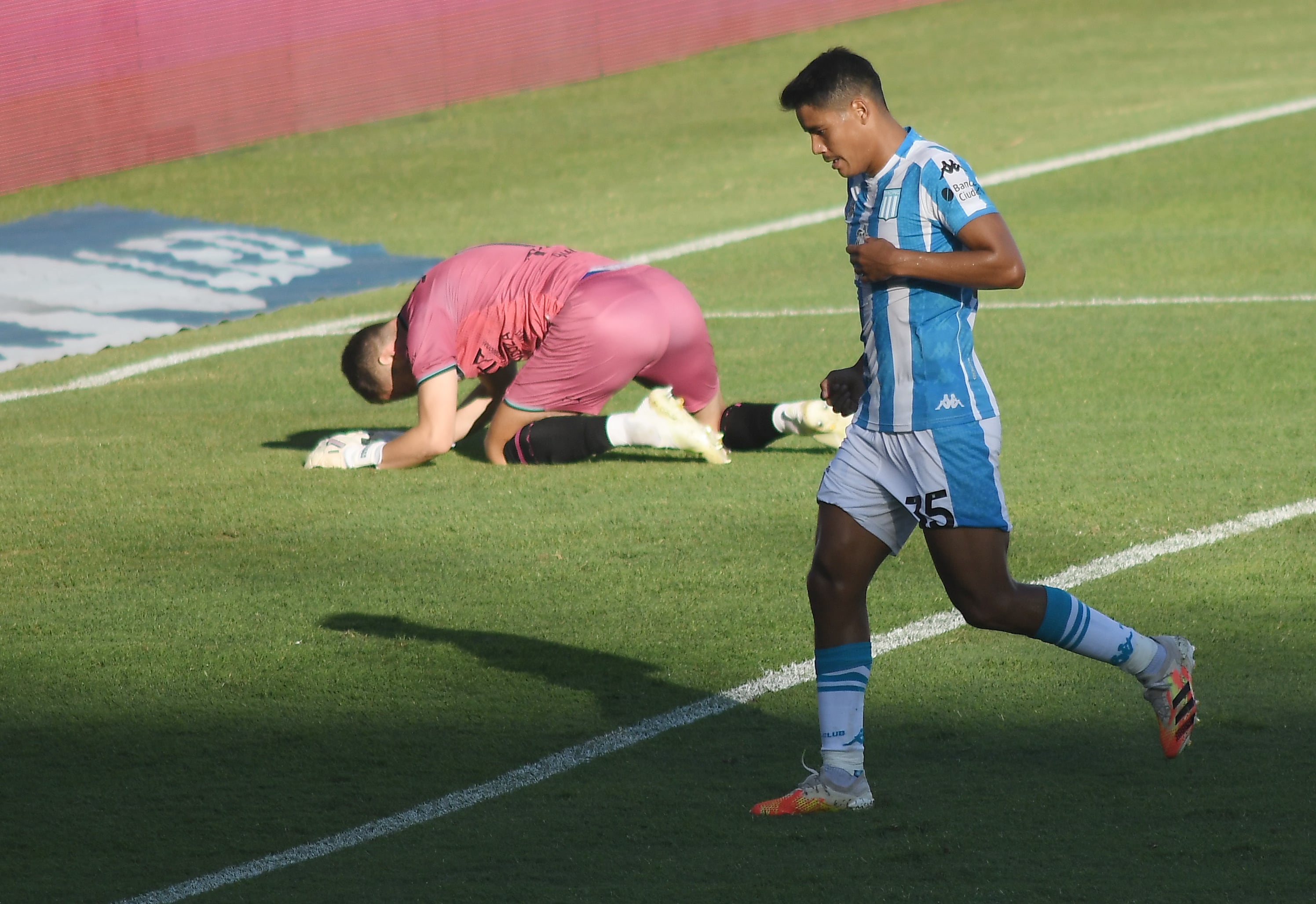 Godoy Cruz perdió ante Racing 6 A 0.