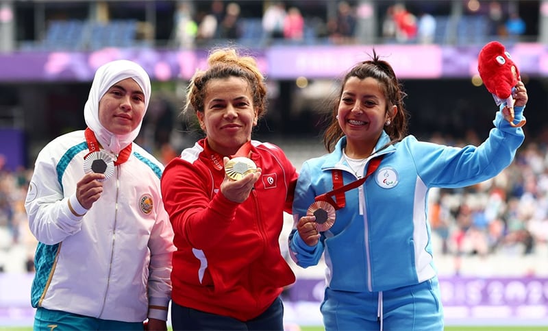 La atleta consiguió la primera medalla de la Argentina en los Juegos Paralímpicos 2024.