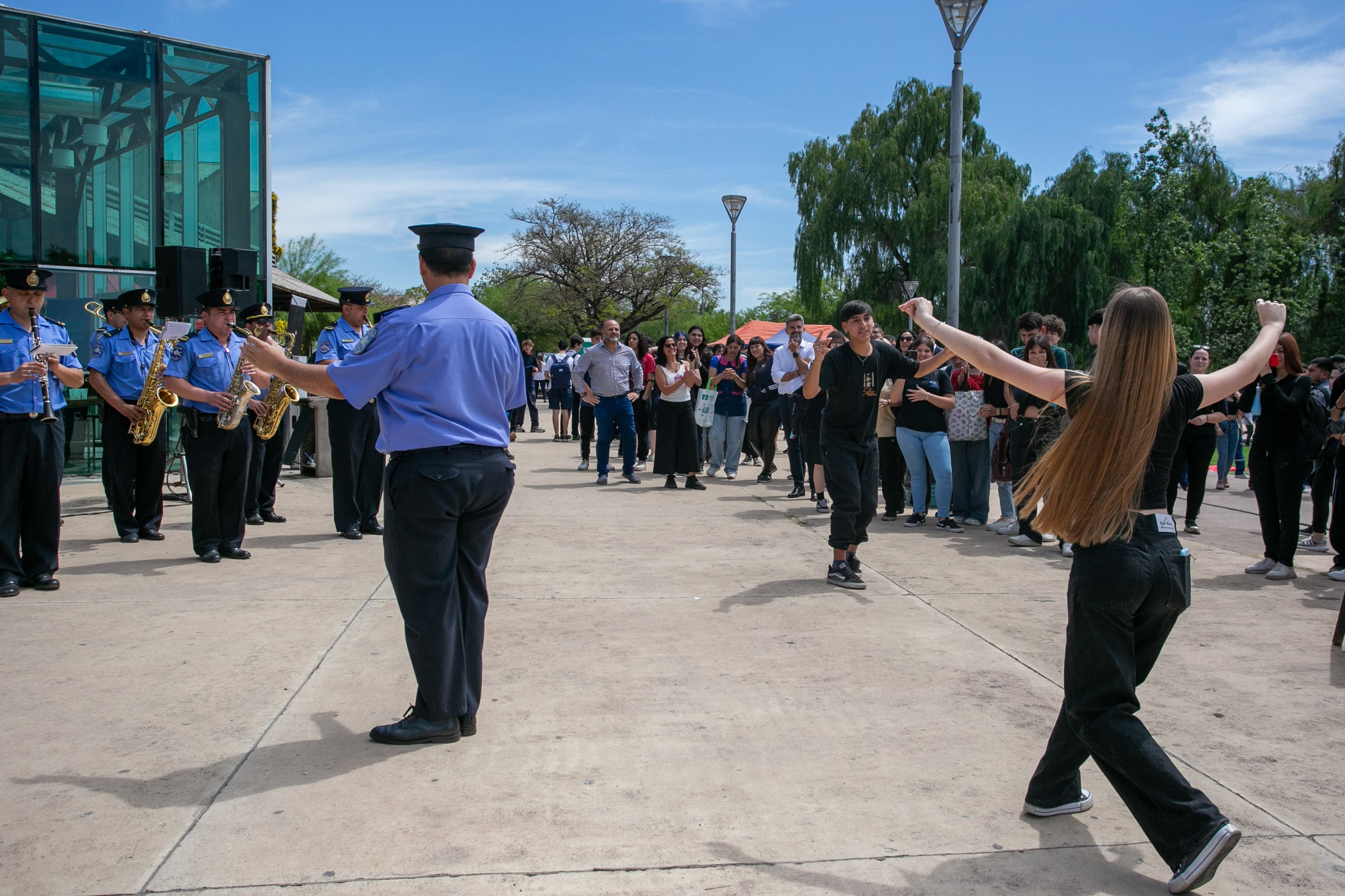 La primera expo “Movilizate” se vivió con  entusiasmo en la Ciudad