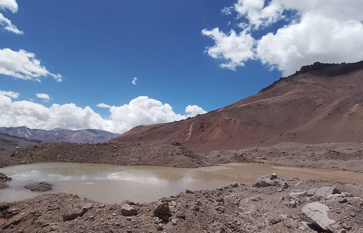 Evacuaron a 14 andinistas que estaban varados en el Aconcagua y luego de la formación de nuevas lagunas. Foto: Subsecretaría de Ambiente de Mendoza