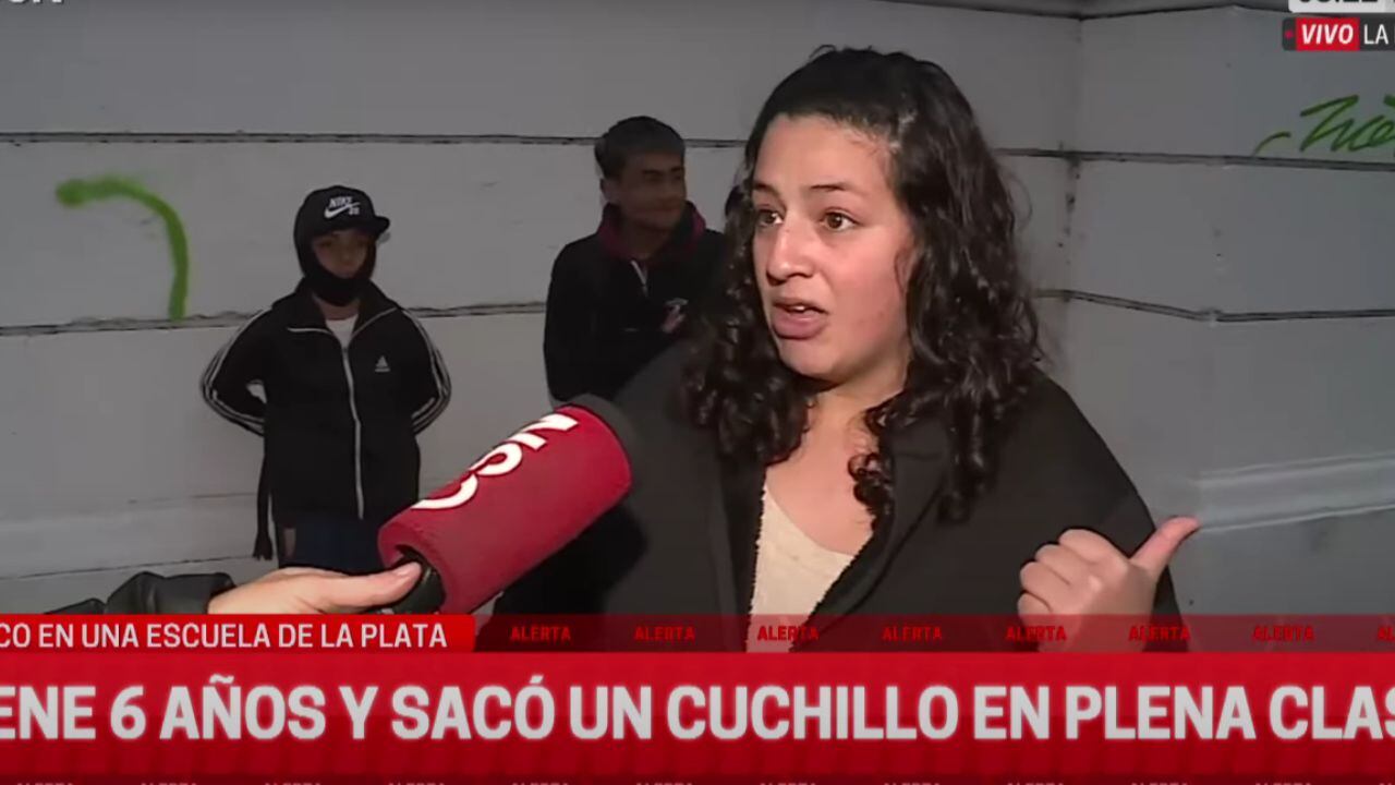 La madre del niño habló con los medios. Foto: captura. C5N