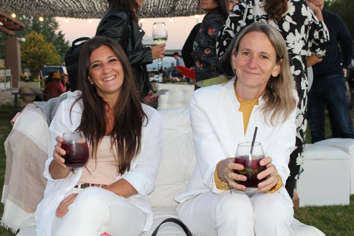 Micaela Canafoglia y Rosana Ramassotto.