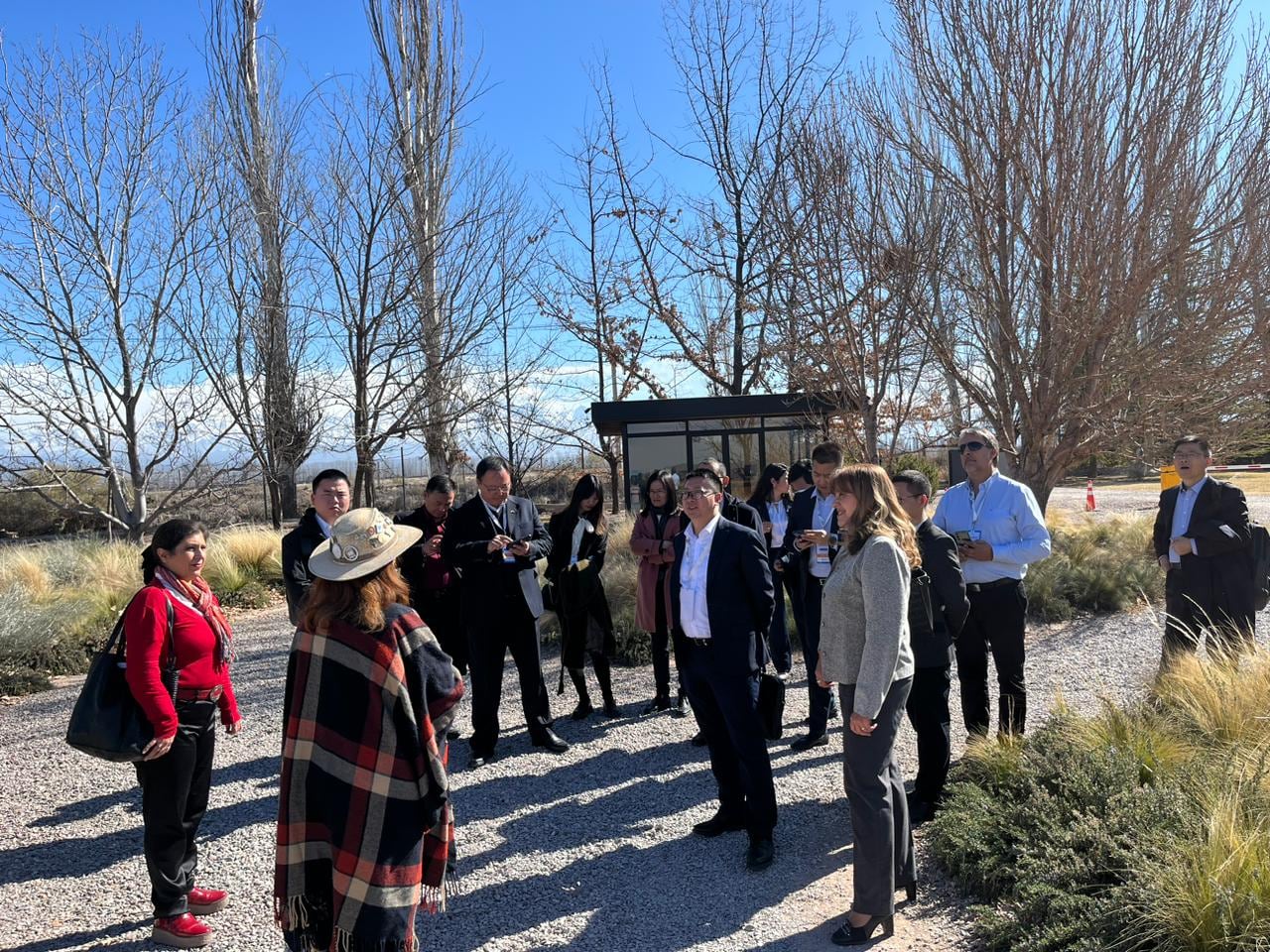 Los visitantes, pasado el medio día almorzaron en el restaurante de la bodega Catena Zapata, en Luján de Cuyo.