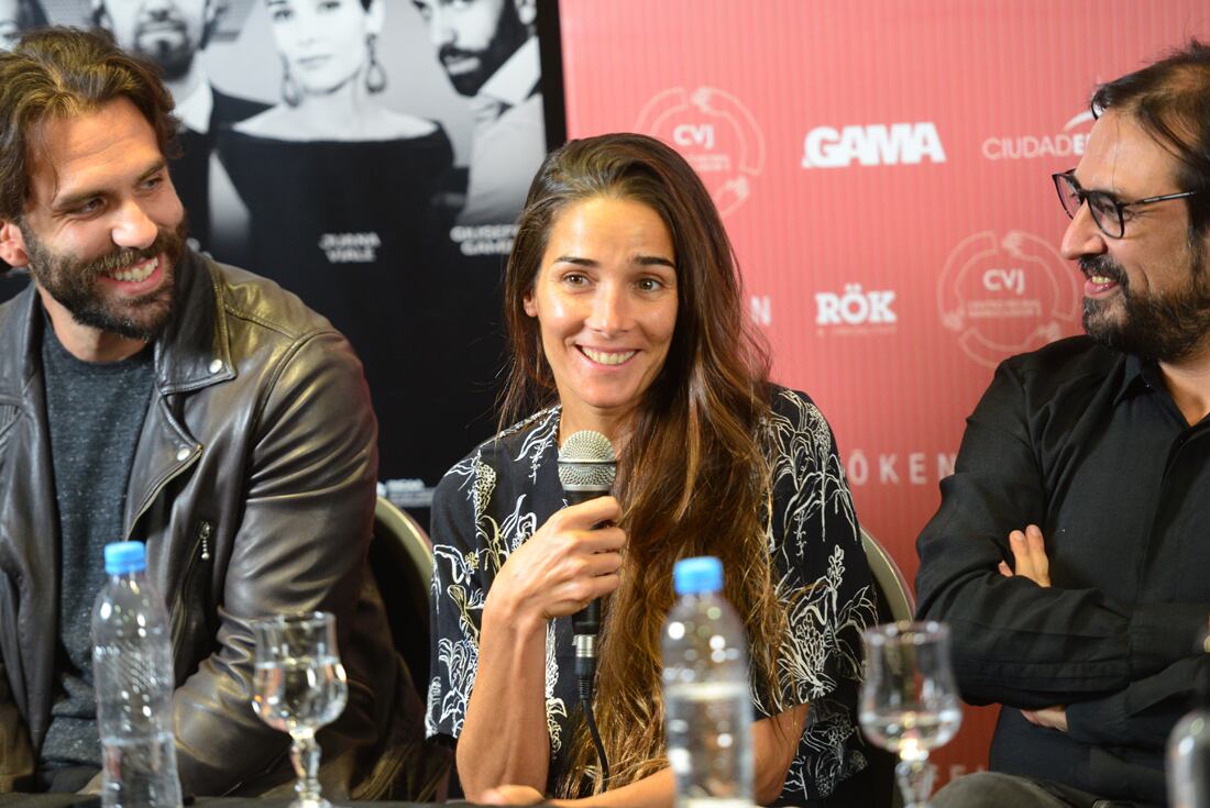 Juana Viale en la presentación de la película Recursos Humanos que va a filmar en Córdoba bajo la direccion de Jesus Magaña y con los actores Giuseppe Gamba y Pedro de Tavira. Foto Javier Ferreyra