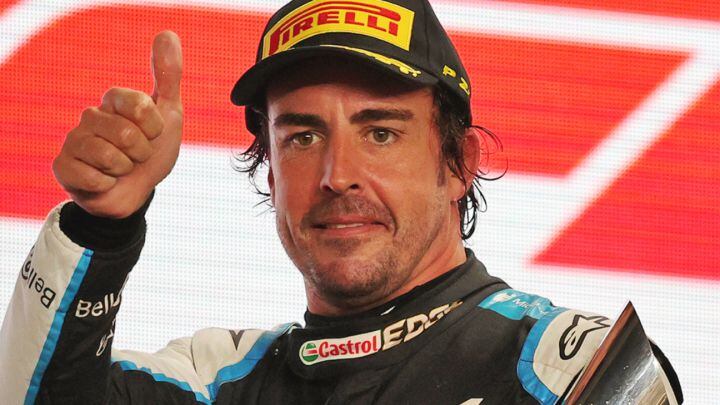 Fernando Alonso pasó por el quirófano