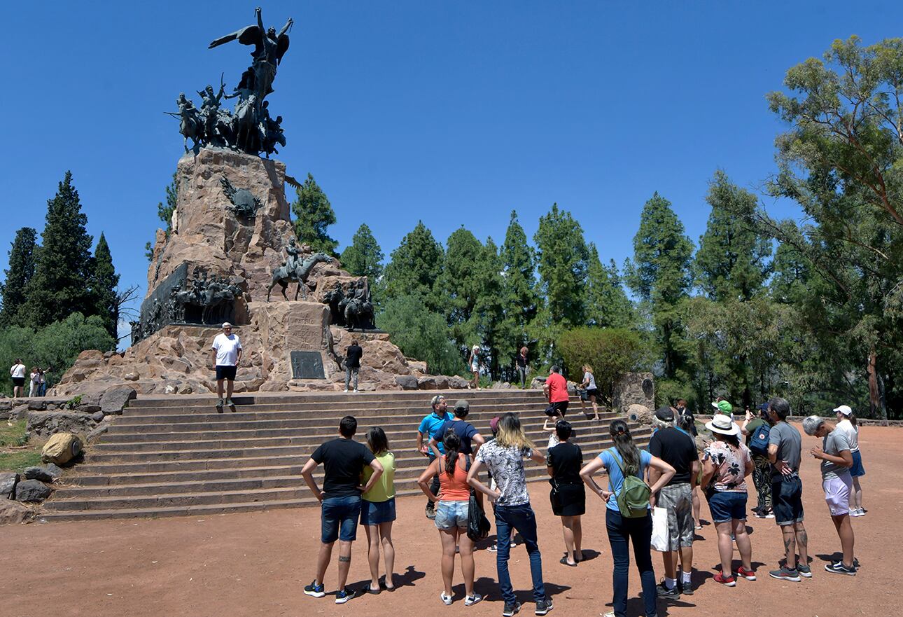 El Monumento al Ejército Libertador en el Cerro de la Gloria, Parque General San Martín - Orlando Pelichotti/ Archivo Los Andes 