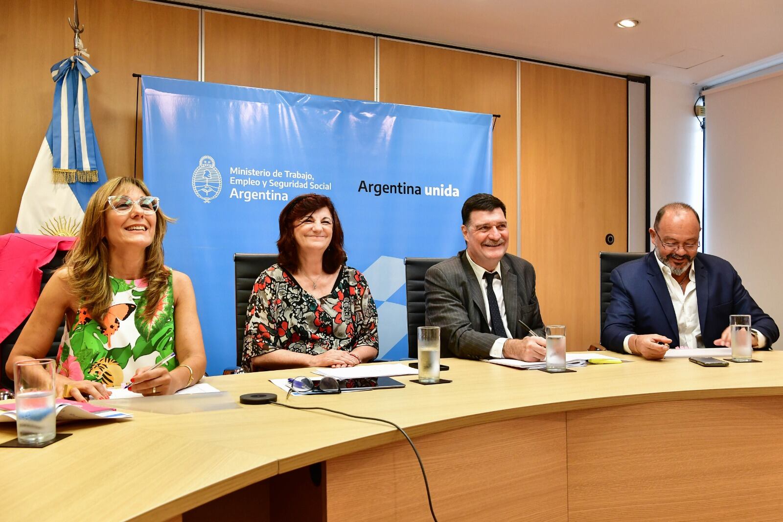 Reunión del Consejo del Salario Mínimo