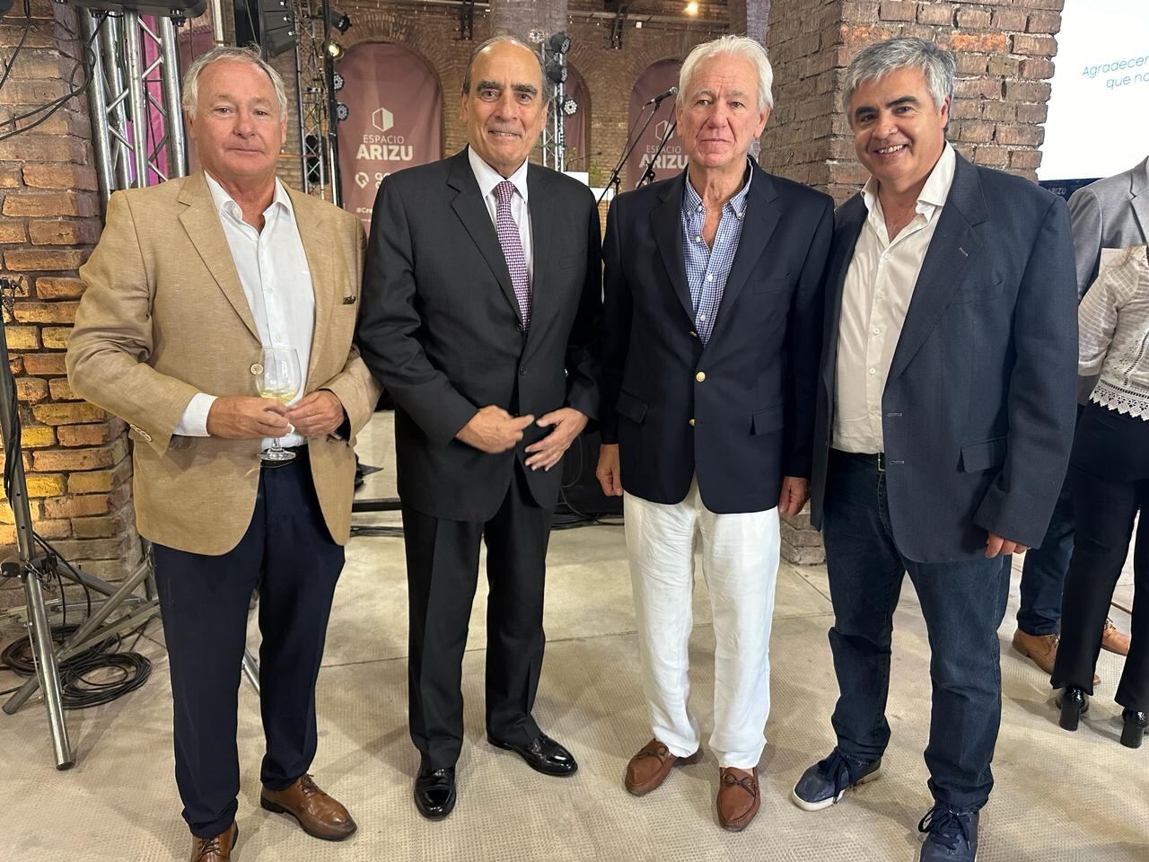 Daniel Estrella, Guillermo Francos, Carlos Balter y Raúl Pedone. - Foto: Los Andes