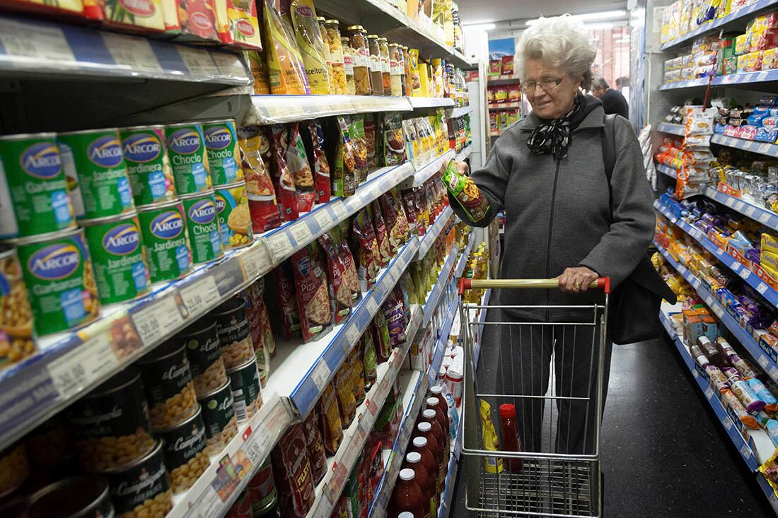 La inflación acumulada hasta abril es de 31,6%
Foto: Ignacio Blanco / Los Andes

