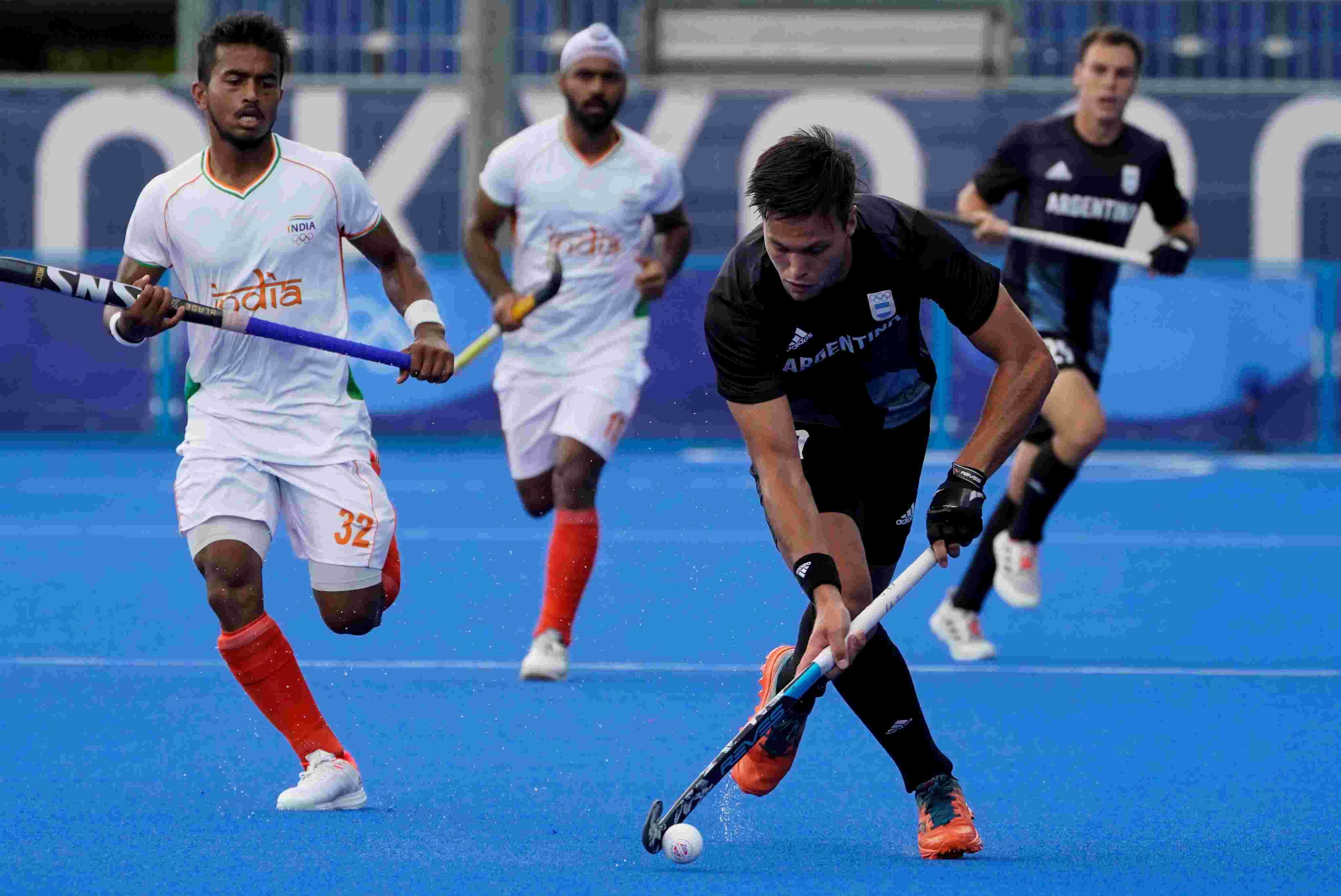 El seleccionado argentino de hockey sobre césped enfrenta a India. (AP)