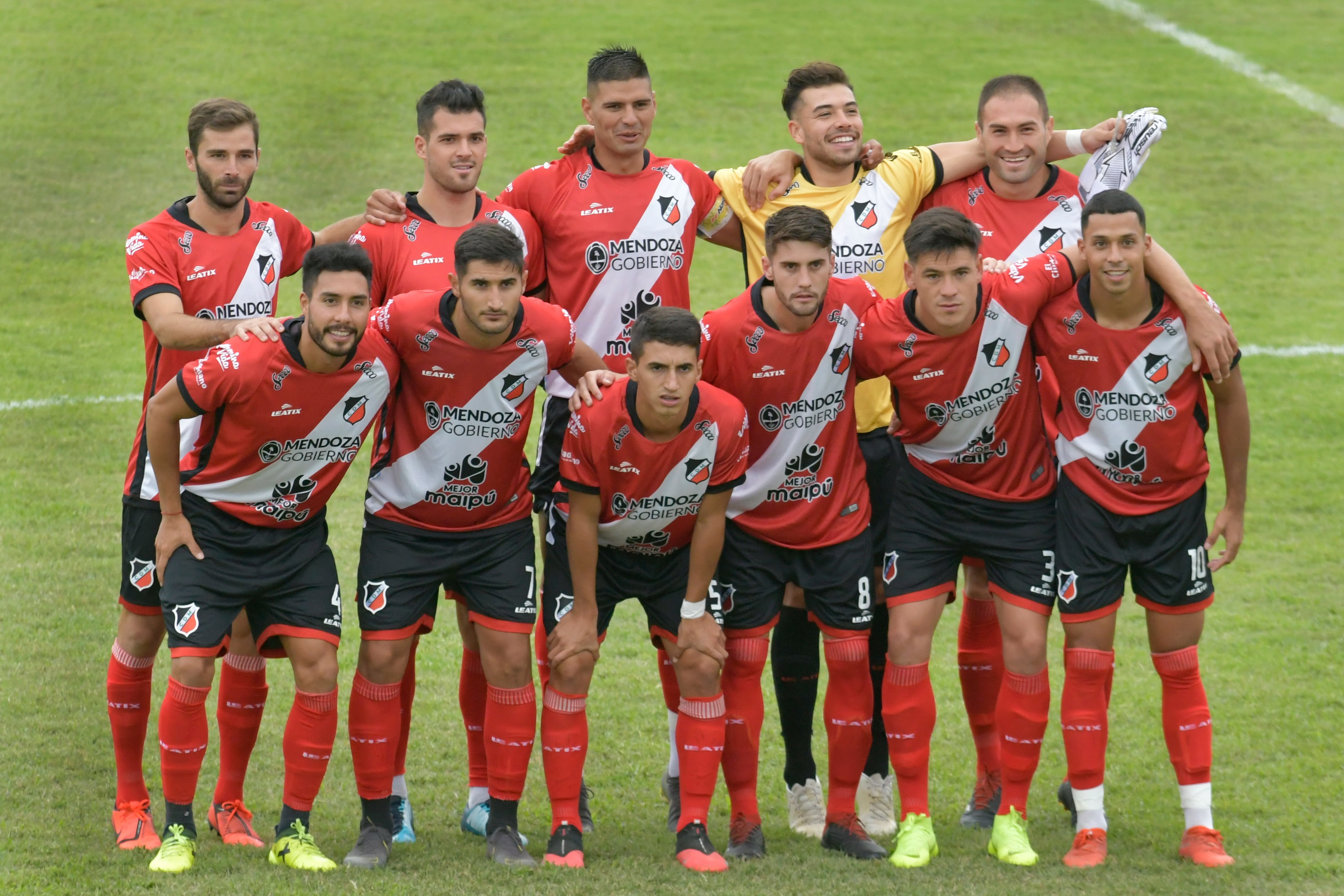 Mendoza 21 de marzo 2021  Deportes 

El Deportivo Maipú cayó frente a Temperley 1-0 gracias al gol de Román Brotzman en el segundo partido del Cruzado en la Primera Nacional y en su debut en el Omar Higinio Sperdutti.
Afa
Foto: Orlando Pelichotti / Los Andes
