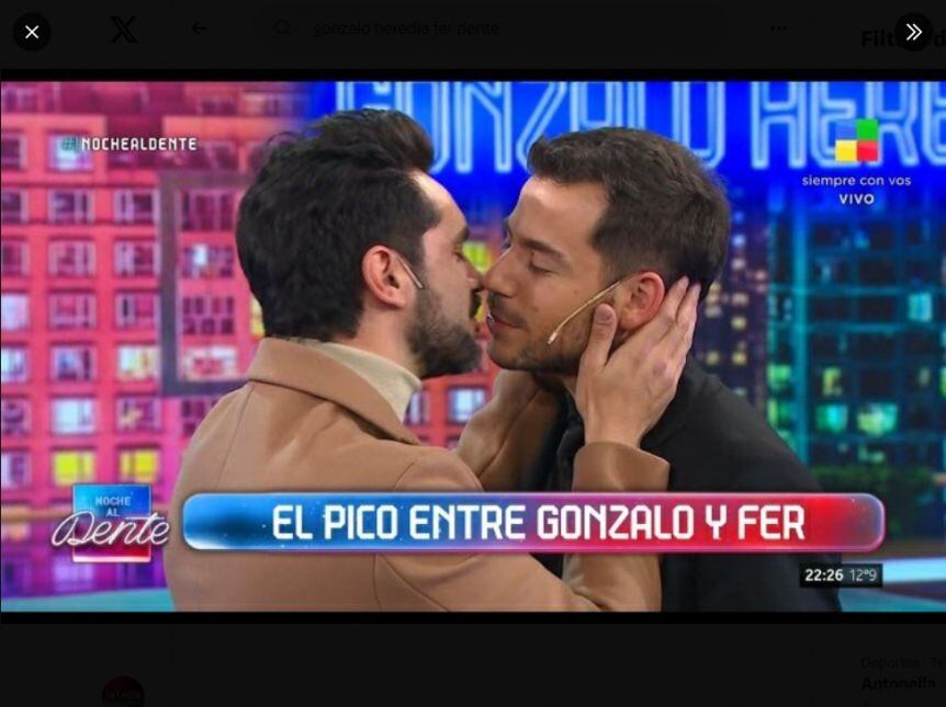 El beso entre Heredia y Fer Dente