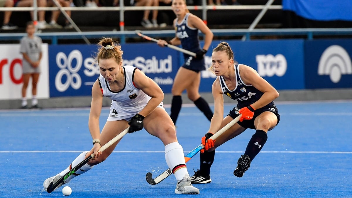 Las Leonas debutaron con victoria