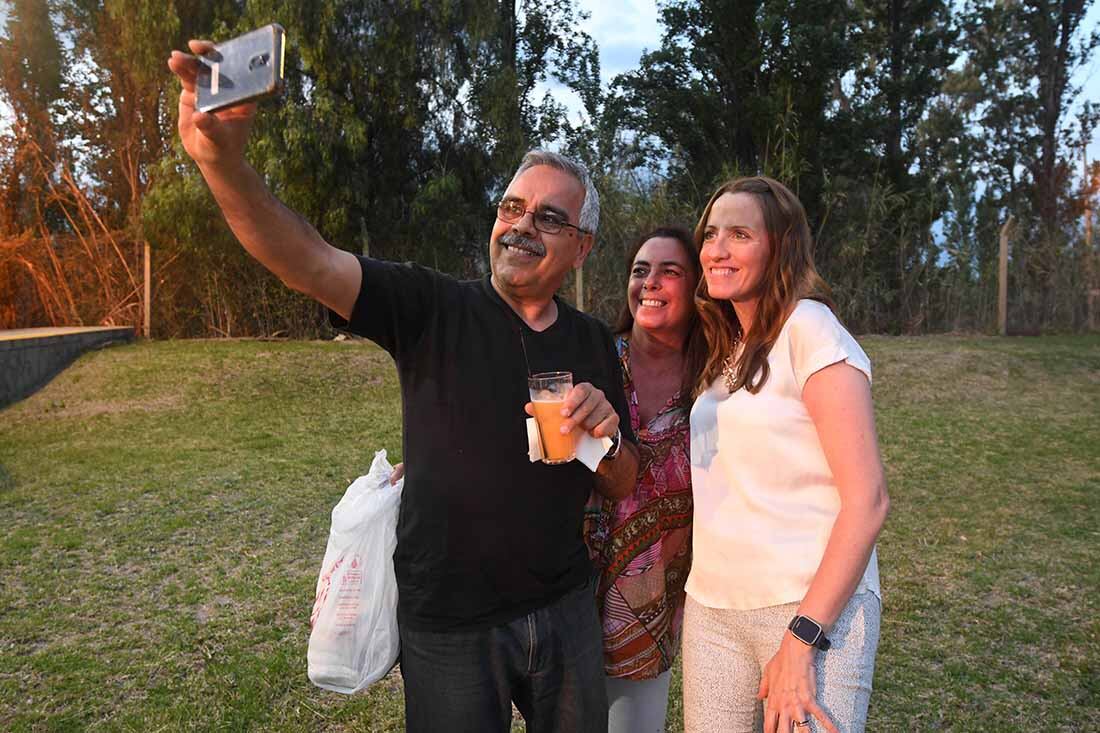 Agasajo día del canillita
En el parque de la planta impresora,Diario Los Andes agasajó a los canillitas en su día.