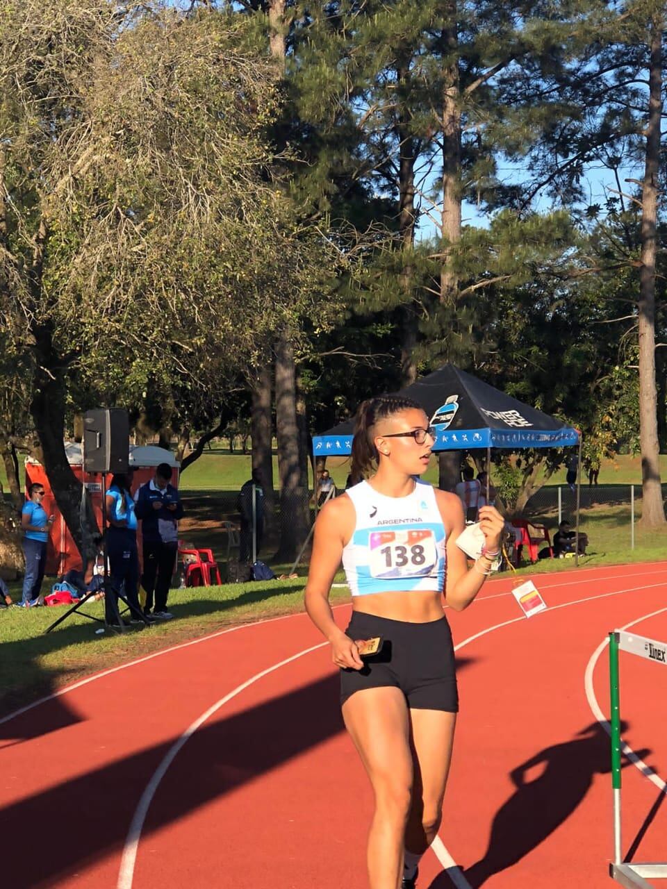 Florencia Dupans ganó medalla de oro en disco, mejorando su marta en el Sudamericano U18 desarrollado en Paraguay.