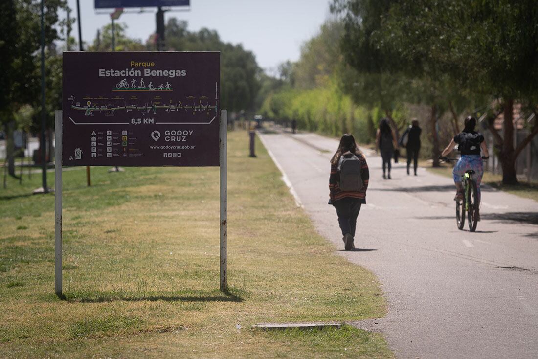 Lugares para recorrer en bicicleta.
Ciclovía de Godoy Cruz, Parque Benegas.
Foto Ignacio Blanco / Los Andes