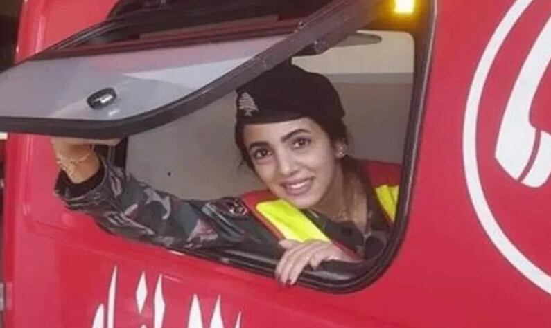 Sahar era bombero y tenía 25 años. Murió minutos después de llegar al lugar de la explosión en Beirut.