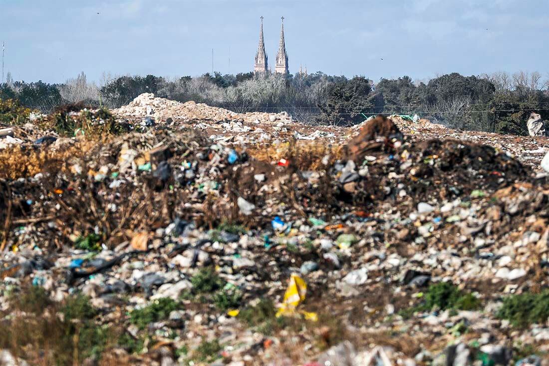 Reconvertirán el basural de Luján de Buenos Aires en un ecoparque. Foto: EFE