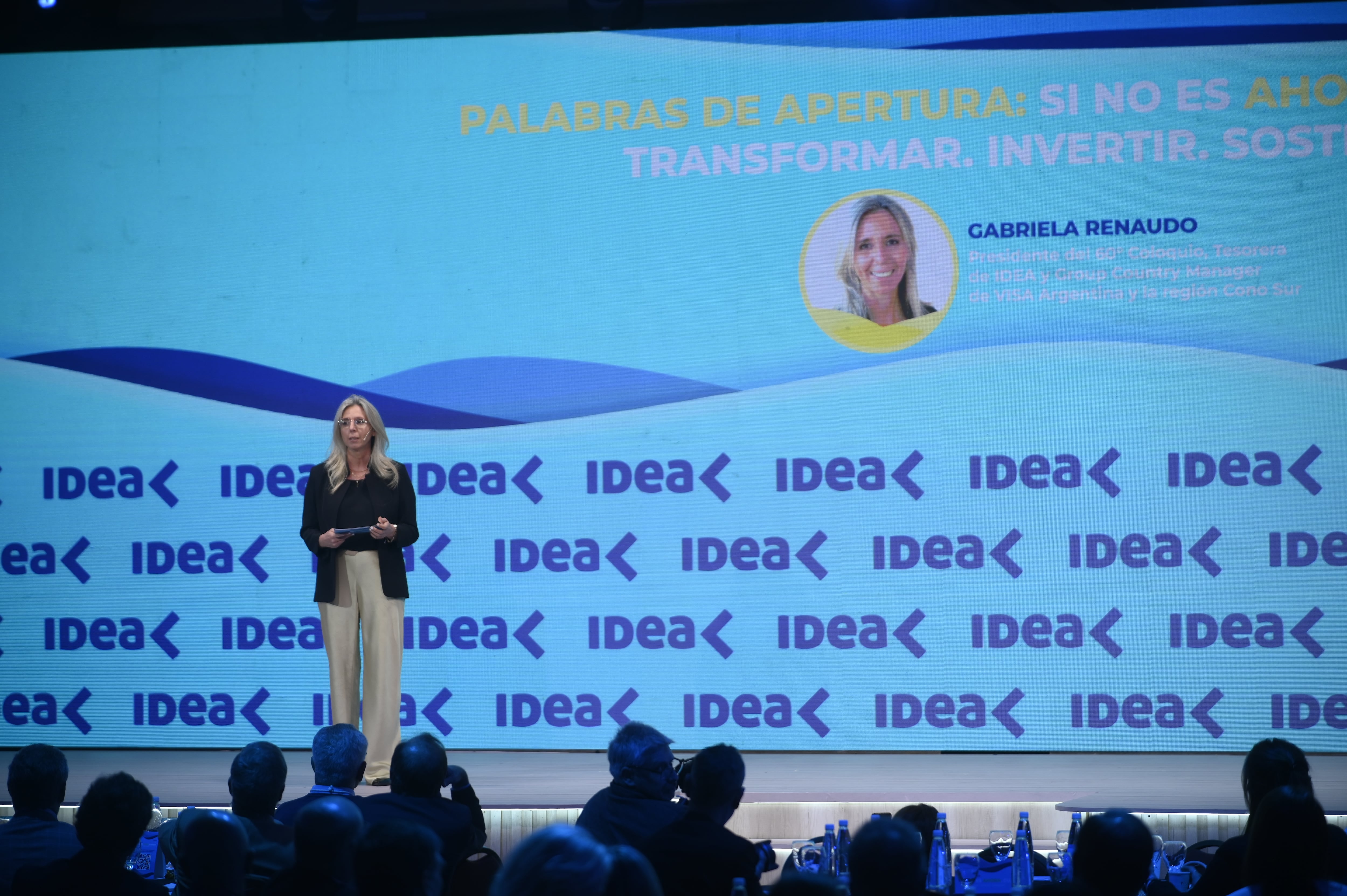 Gabriela Renaudo, presidente del 60° Coloquio, en la apertura del encuentro empresario que reúne a la dirigencia argentina en la ciudad de Mar del Plata. Foto: Gentileza