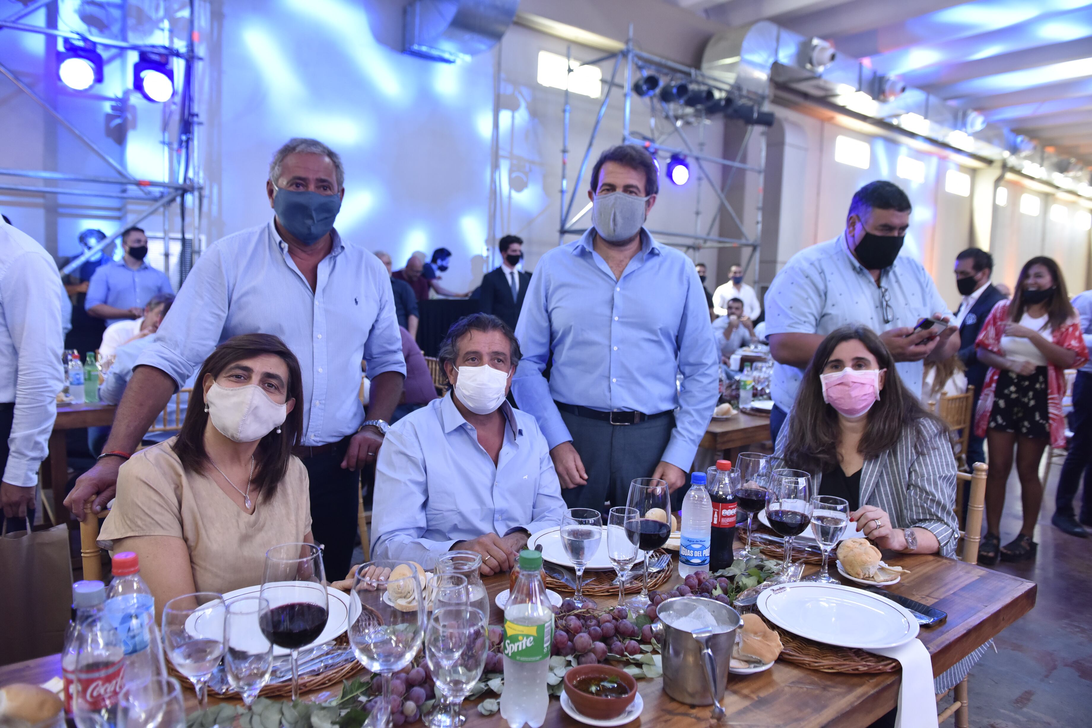 En la foto: La ministra de Turismo y Cultura, Mariana Juri; Alfredo Luis Vila, el ministro de Gobierno, Víctor Ibáñez; el ministro de Planificación e Infraestructura Pública, Mario Isgró y la ministra de Salud, Desarrollo Social y Deportes, Ana Nadal.