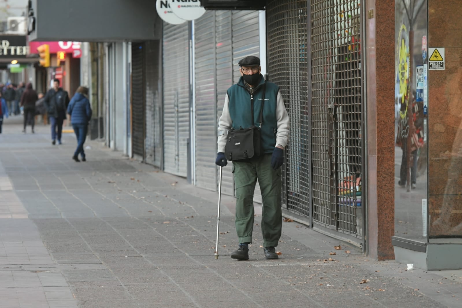 Sin bancos en Mendoza por el feriado nacional tras el intento de magnicidio de Cristina Kirchner (Orlando Pelichotti / Los Andes)