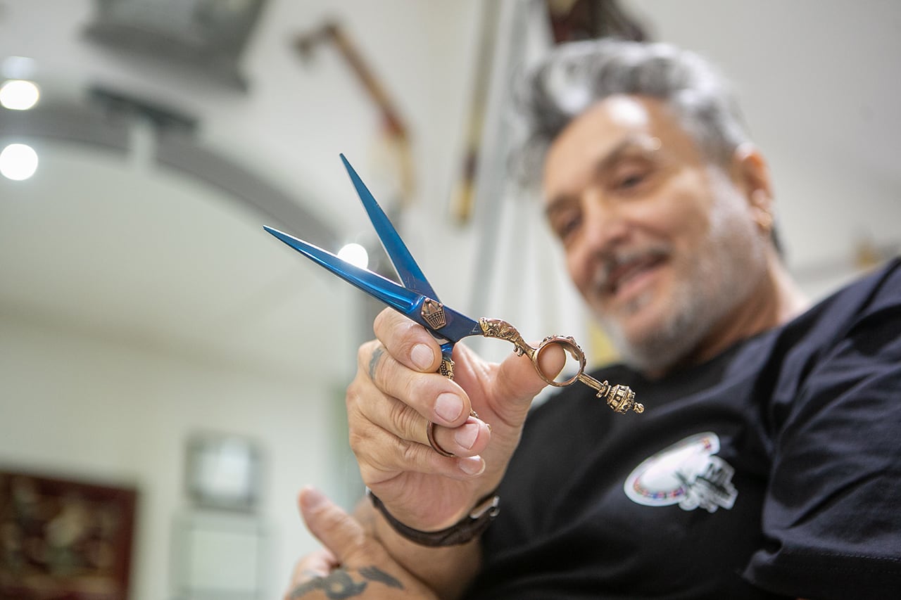 Pascual Porco el peluquero de las reinas. Foto: Los Andes