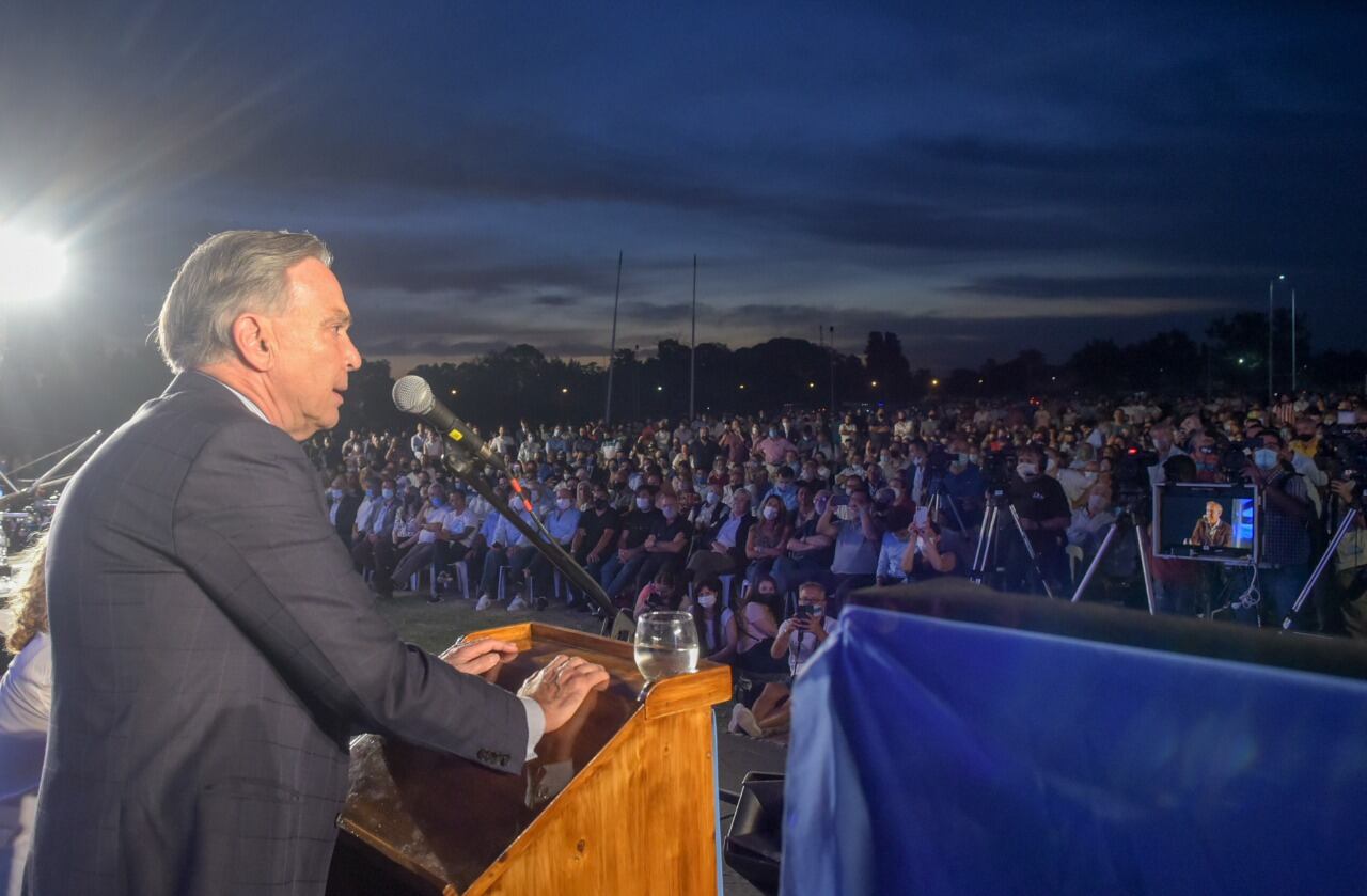 Miguel Ángel Pichetto encabezó el acto en el que presentó formalmente "Peronismo Republicano".