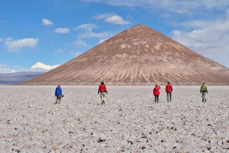 Así es el Cono de Arita, la particular maravilla geológica argentina