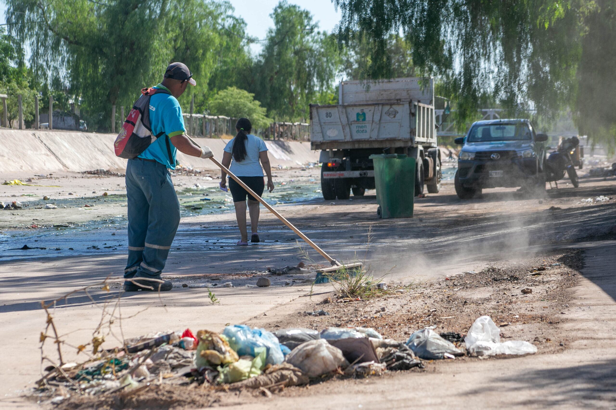 Se limpiaron 530 toneladas de residuos del canal Papagayos