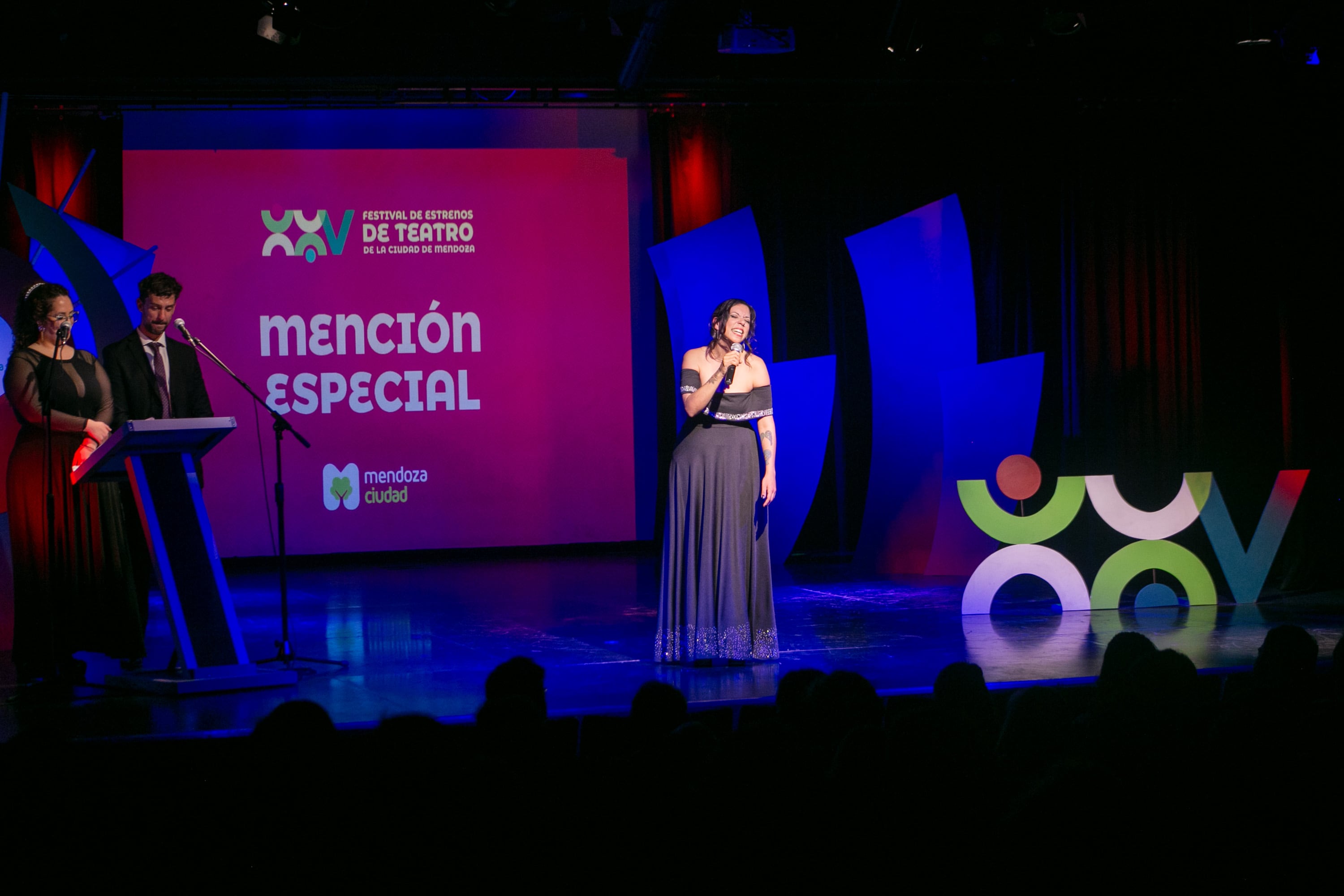 Lo mejor del teatro mendocino fue premiado en el teatro Quintanilla