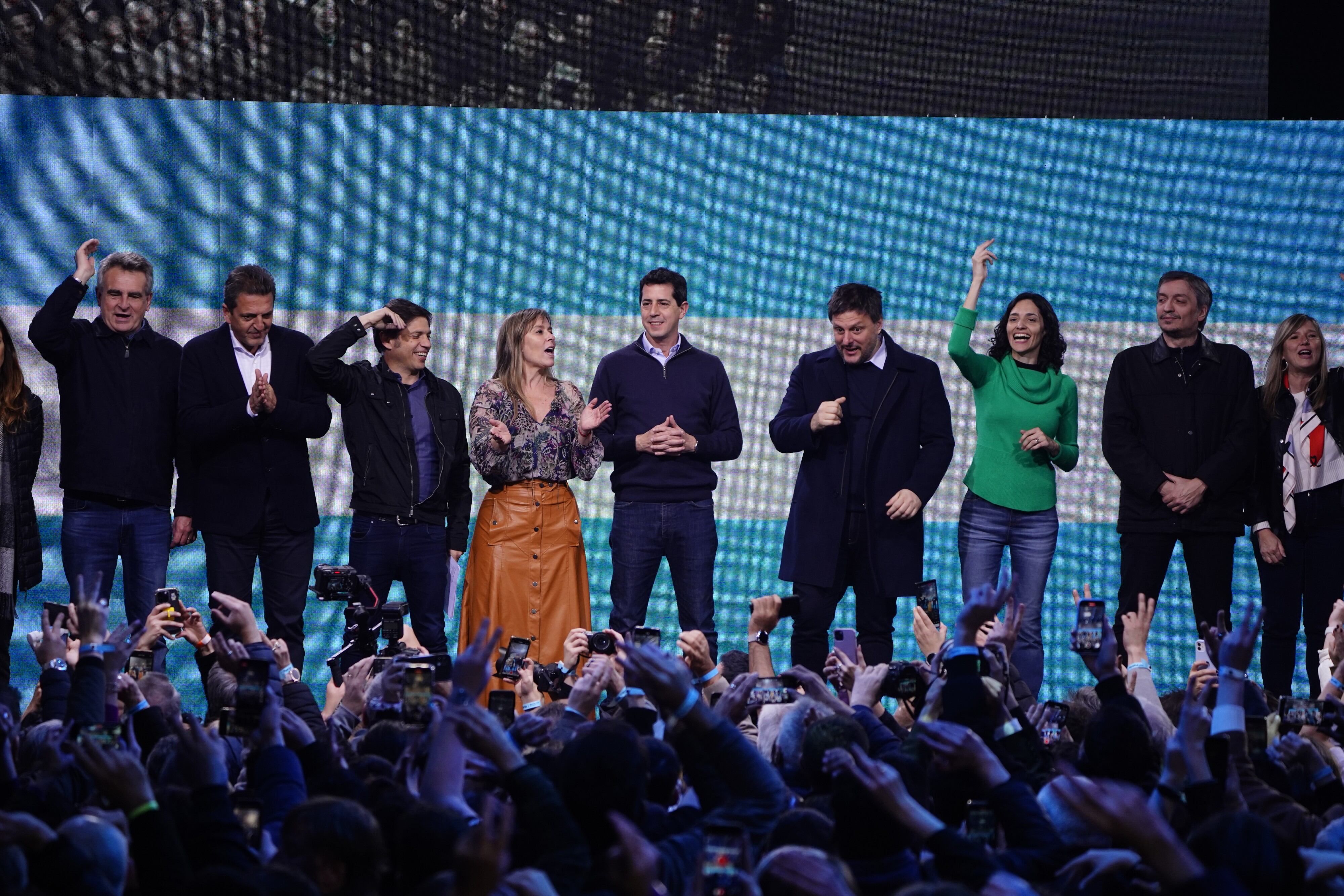 Sin festejos en Unión por la Patria: Massa convocó a la “construcción de una nueva mayoría” de cara a octubre. / Foto: Clarín