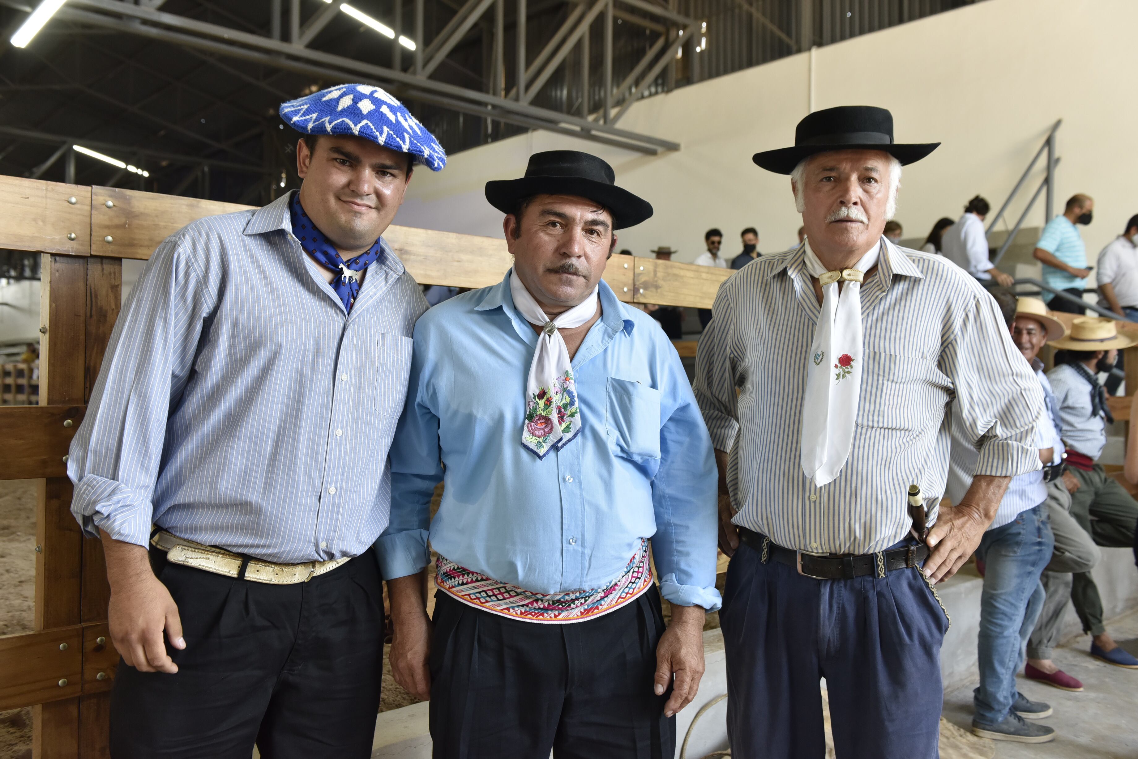 En la foto: Lucas Gonzálvez, Tomás Estay y Manuel Gonzálvez.