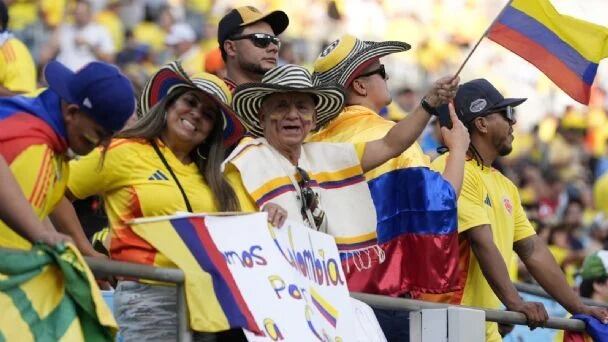 Las entradas para la final de la Copa América exceden los mil dólares.