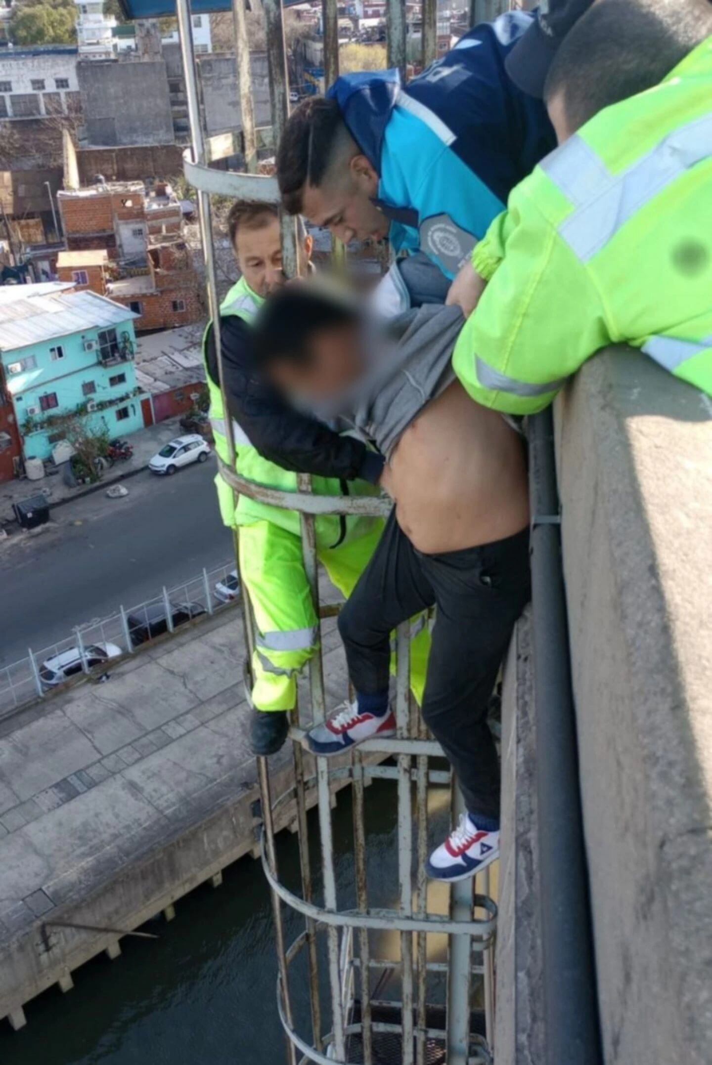 Todo sucedió el sábado por la tarde a la altura del kilómetro 6 perteneciente a la capital de Buenos Aires.