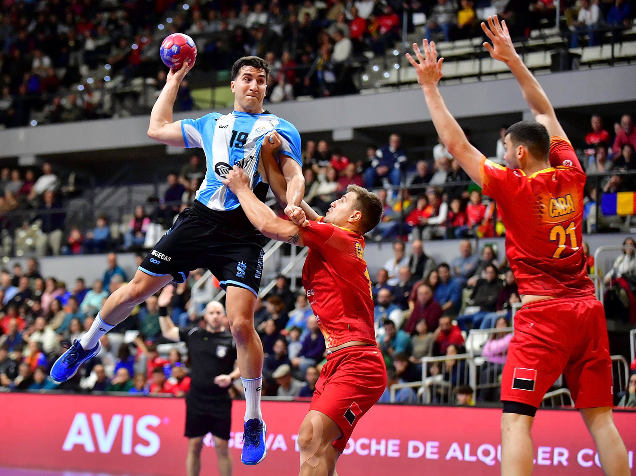 NOTICIAS ARGENTINAS BAIRES ENERO 
17: Los Gladiadores buscarán su segunda victoria este viernes ante Cabo Verde
en el Mundial de 
Handball. FOTO: 
(X/REDES@CAHandball)/NA.