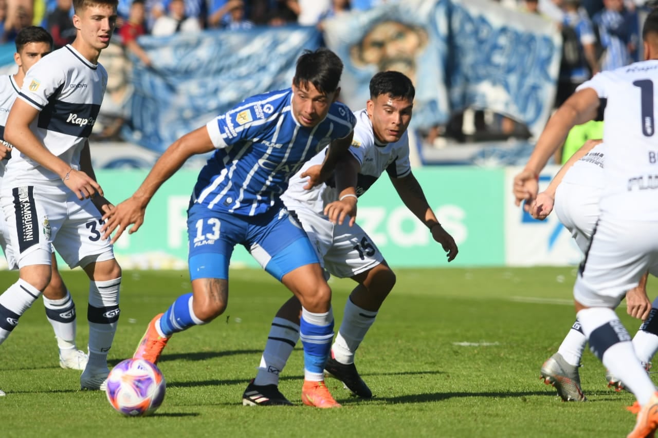 Godoy Cruz se mide con Gimnasia de La Plata por la 17° fecha de la Liga Profesional 2023. / Ignacio Blanco (Los Andes).