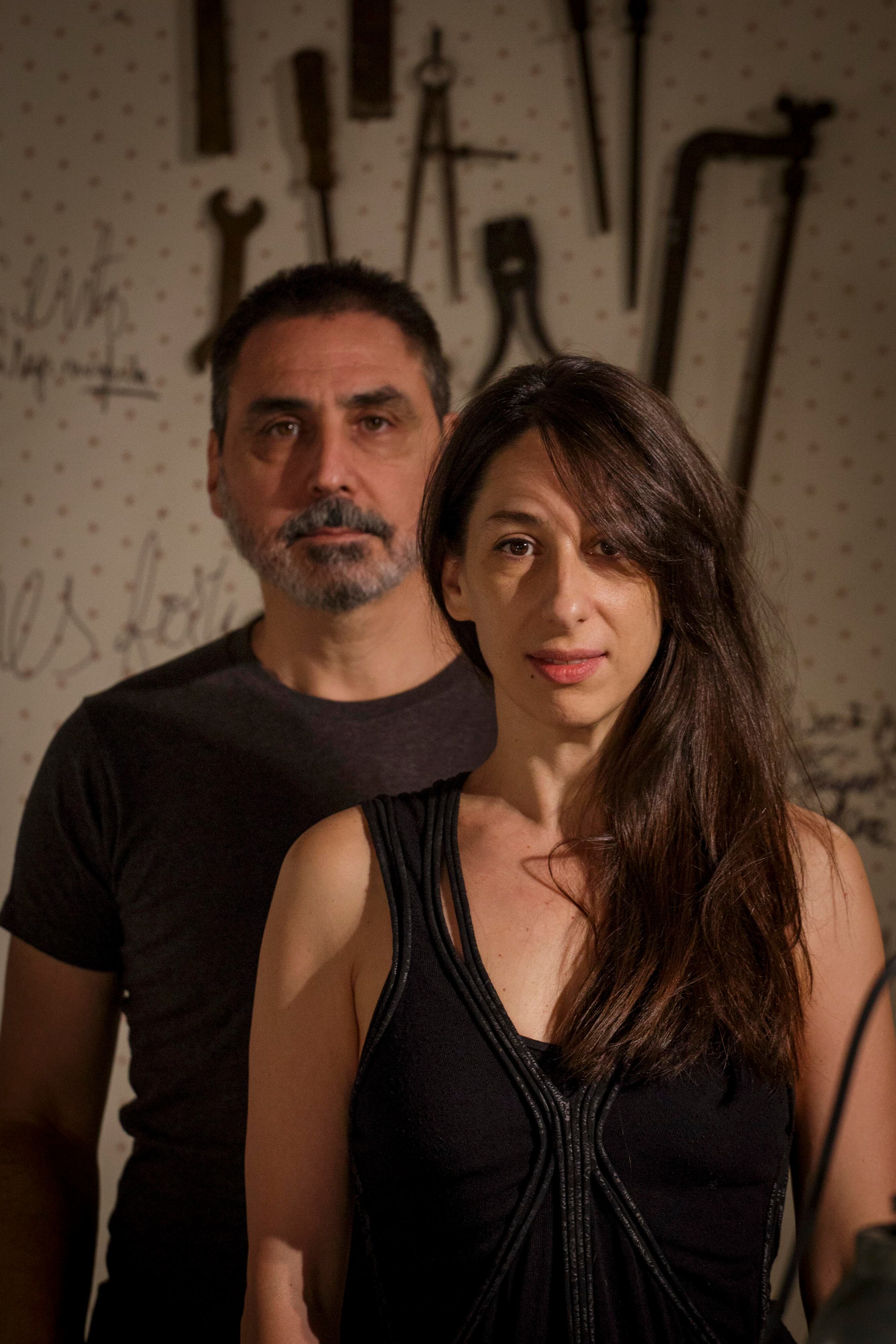 Los curadores Maricel Álvarez y Emilio García Wehbe.