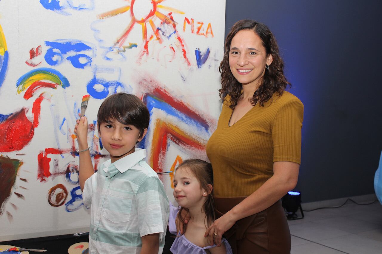 Alejo, Lucia y Tatiana Lowi. Foto: Nicolás Guevara