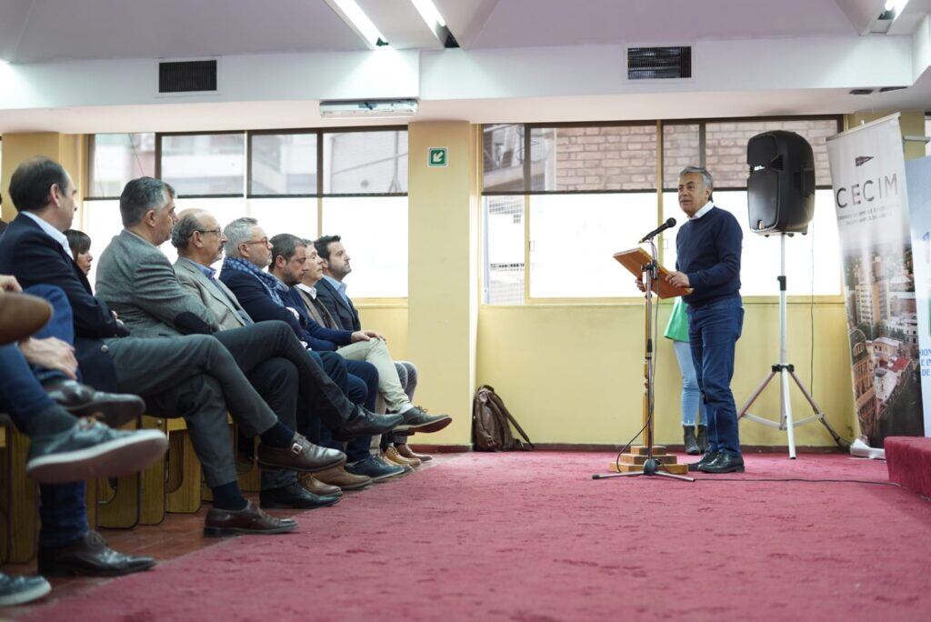 Alfredo Cornejo en la Cecim.