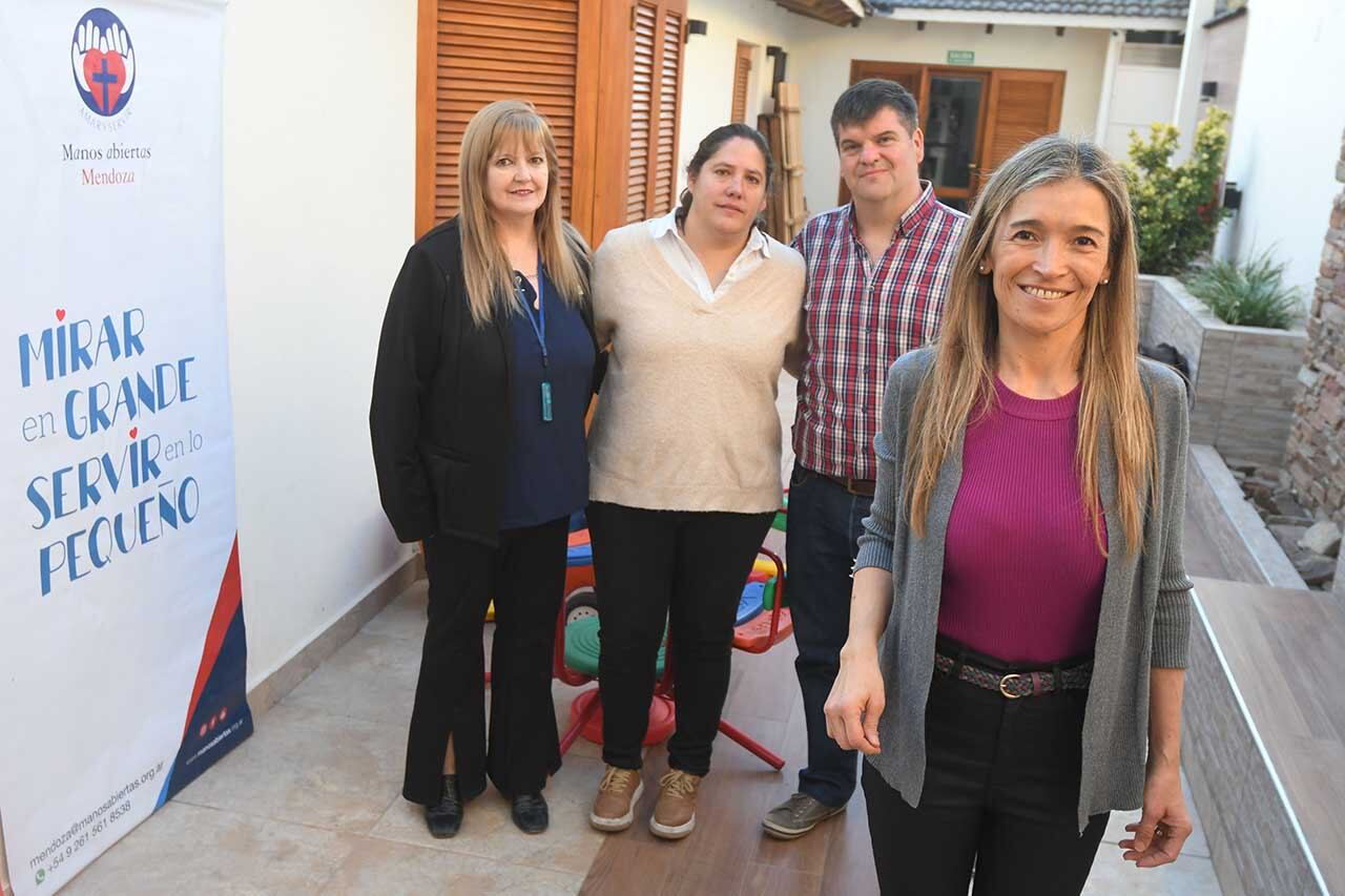 El hogar Nazaret cuenta con un equipo interdisciplinario para asistir y contener a los pequeños que allí se alojan. Su fundadora está al frente, atenta a cada detalle. | Foto: José Gutierrez / Los Andes
