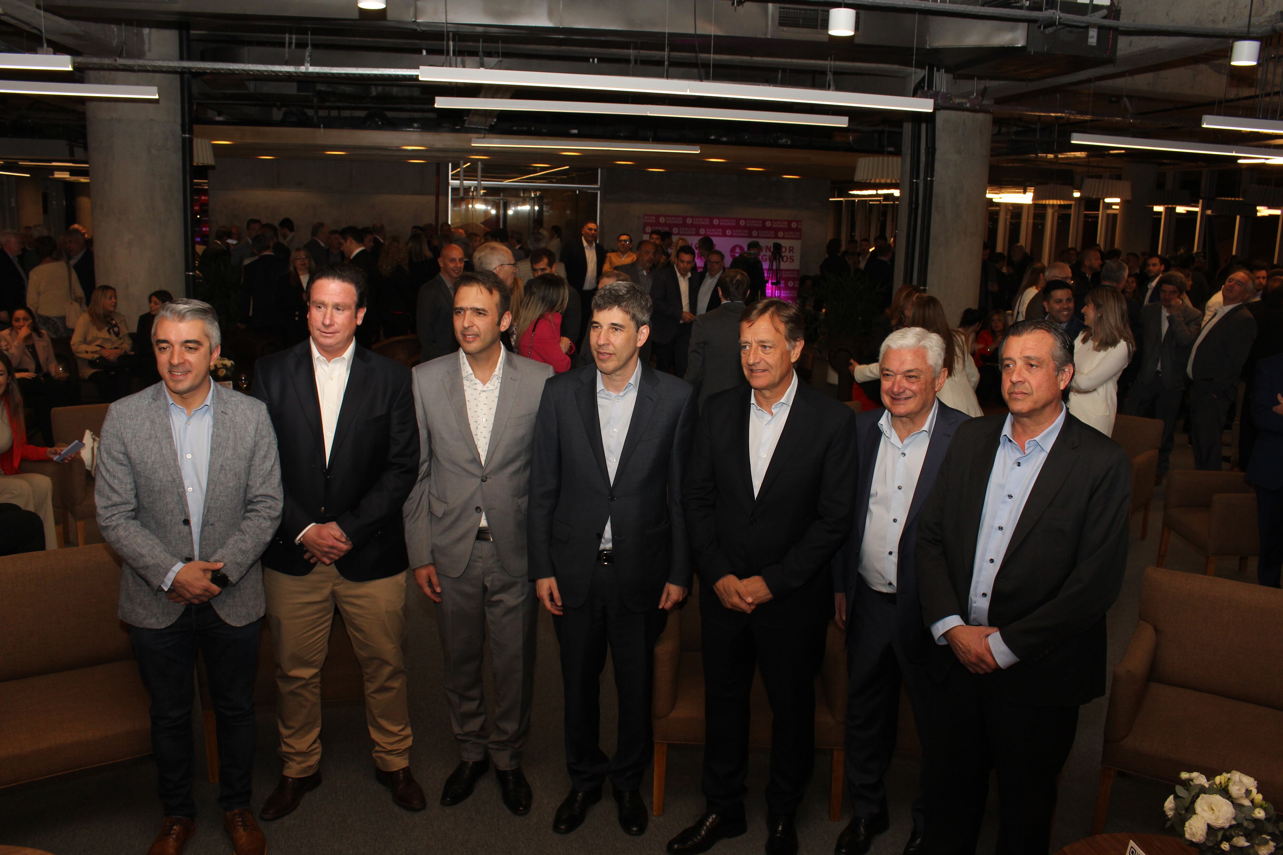 Sebastián Bragagnolo, Julián Groisman, René Villegas, Alejandro Simón, Rodolfo Suarez, Afredo Panella y Víctor Ibáñez Rosaz.