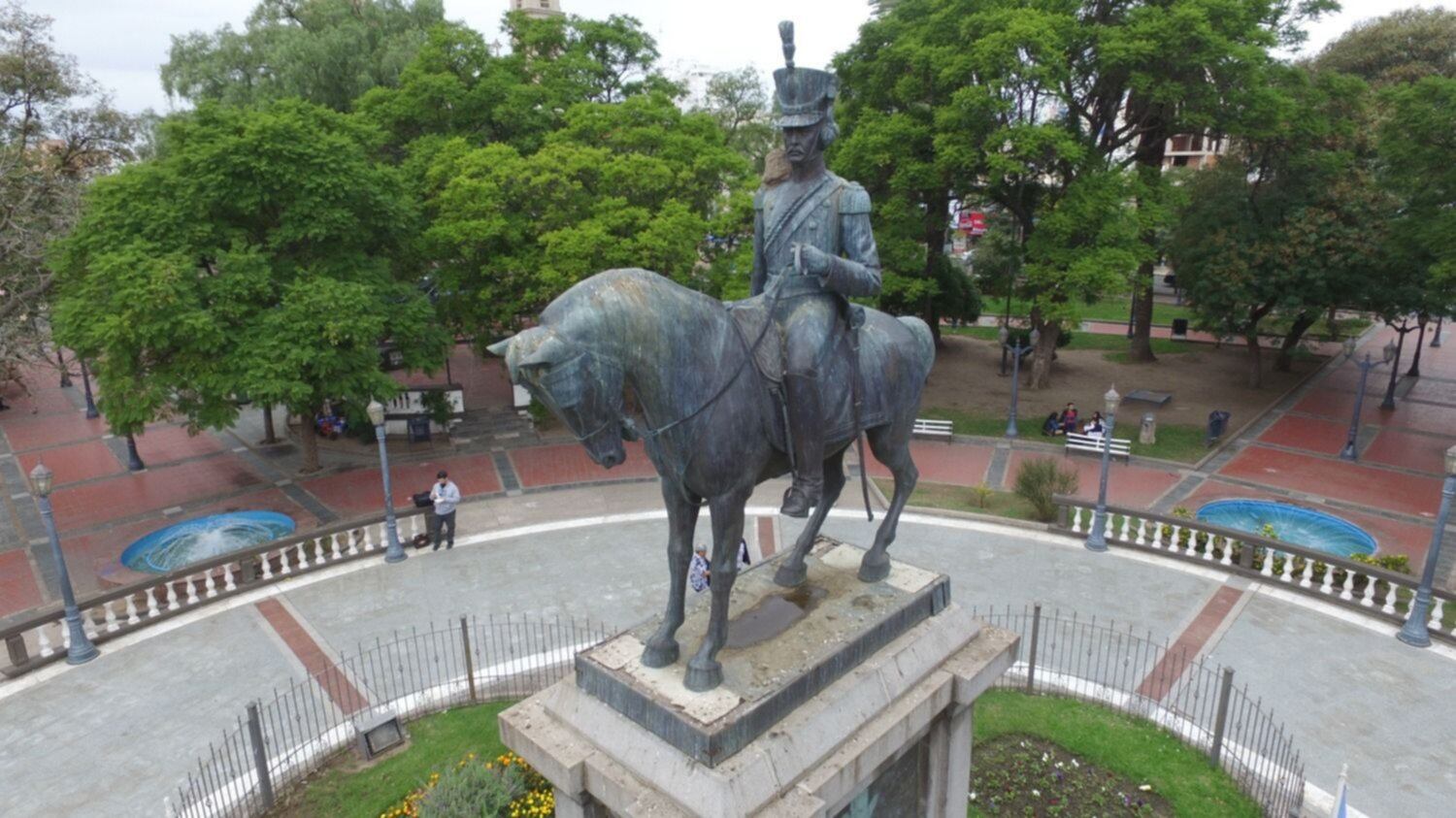 Busto de Juan Pascual Pringles en la plaza Pringles de San Luis.