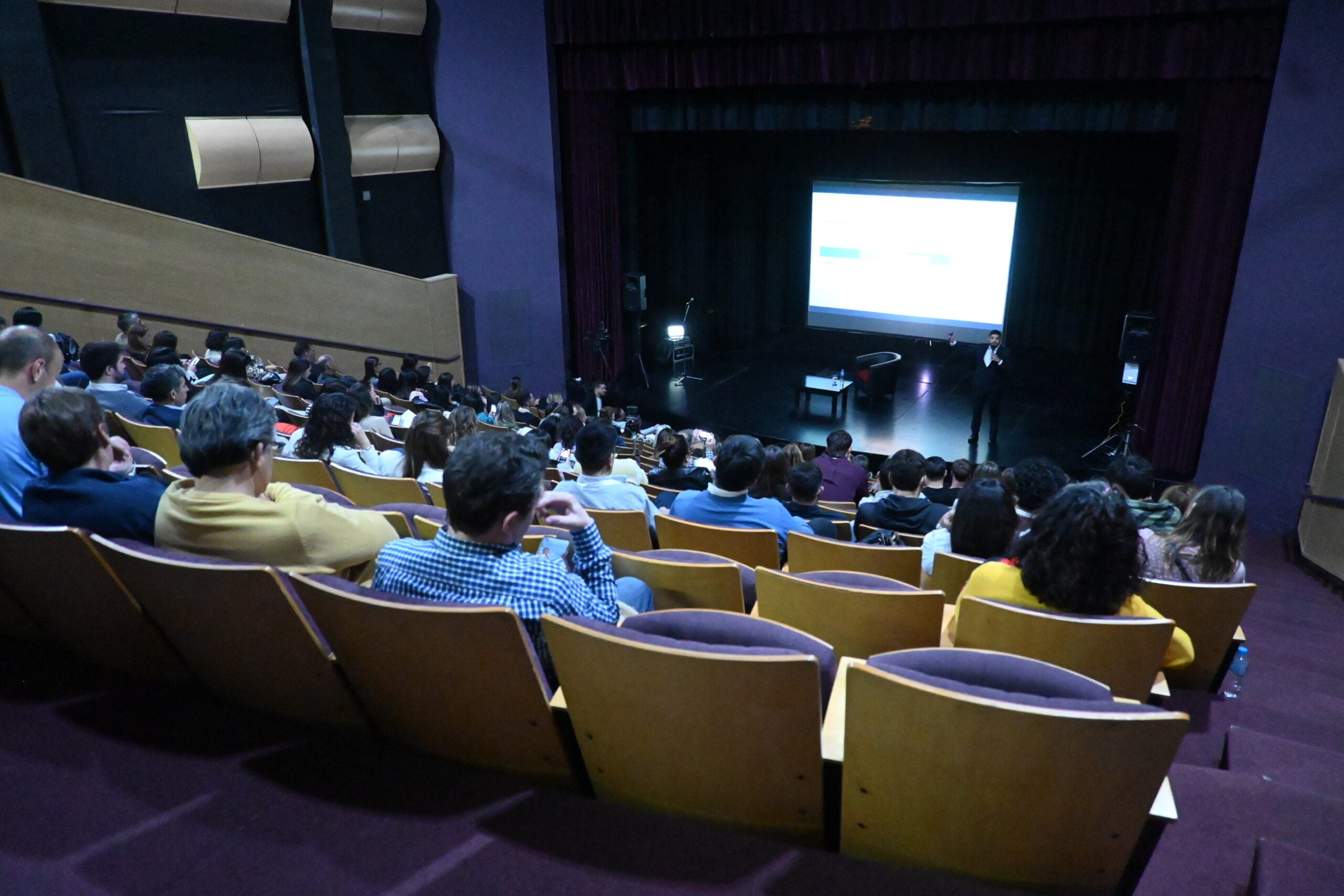 Primer Congreso de Odontología Biomimética Restauradora de OSEP