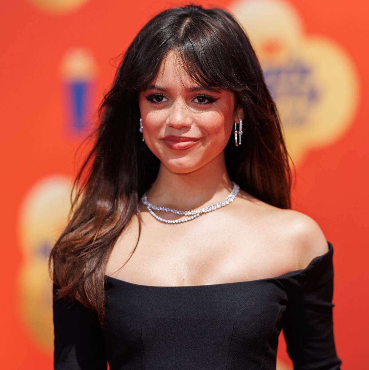 Jenna Ortega sorprendió a todos con su abdomen tonificado