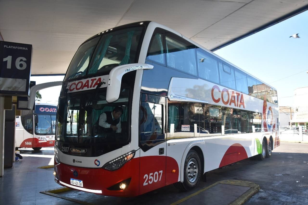 Los choferes de la linea Coata dieron aviso al servicio de emergencia.