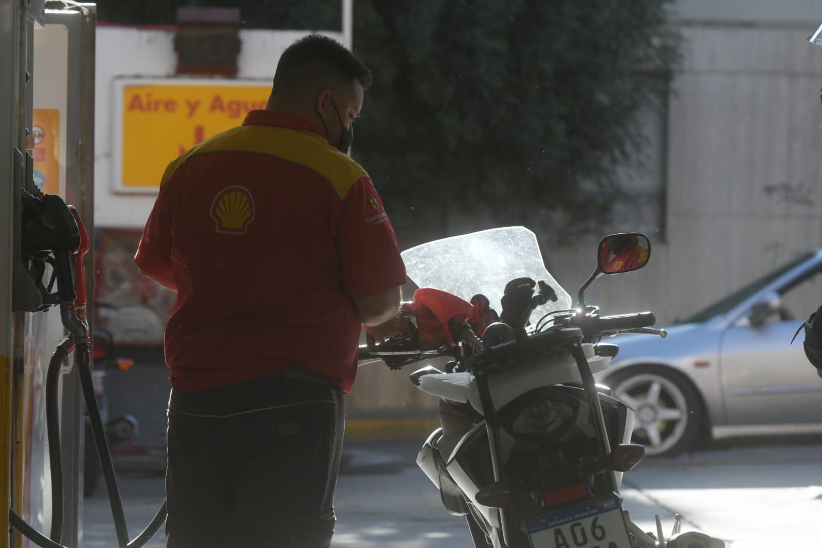 Esta estación fue la primera en aumentar el precio de sus combustibles. - Ignacio Blanco / Los Andes