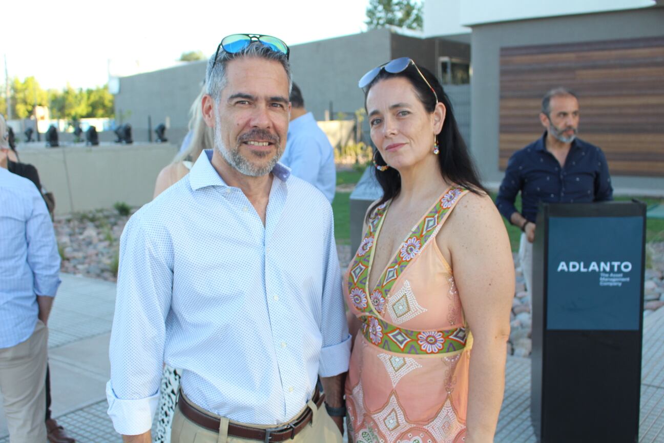 Rodrigo Tobares y Virginia Castillo.